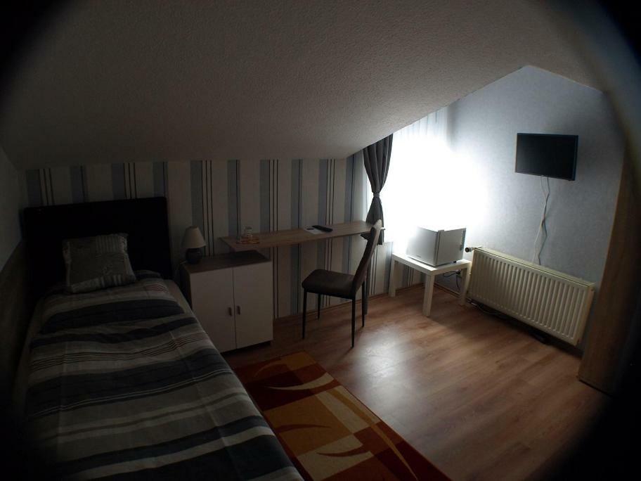 Pension Zur Alten Gaertnerei Reichenbach im Vogtland Luaran gambar